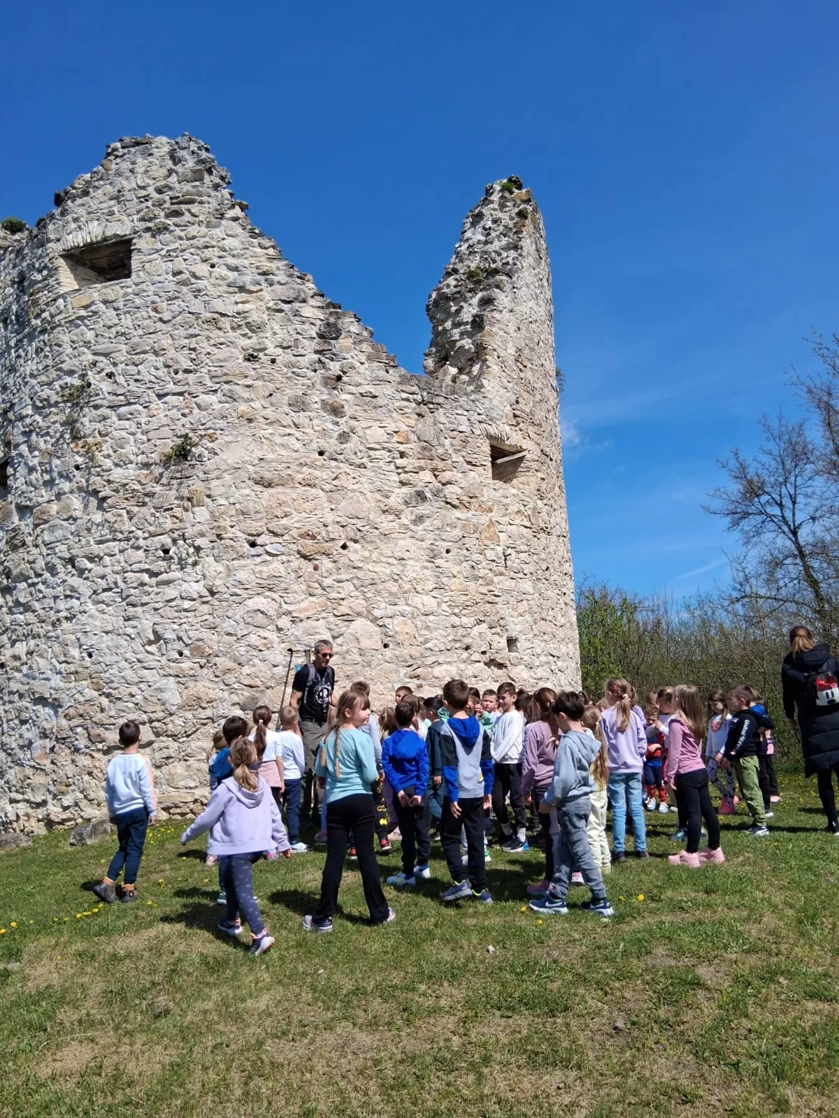 Predškolci iz Sesveta postali mali Zmajčeki i pronašli blago na kuli Čuntić